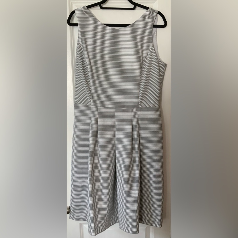NWT Striped seersucker dress